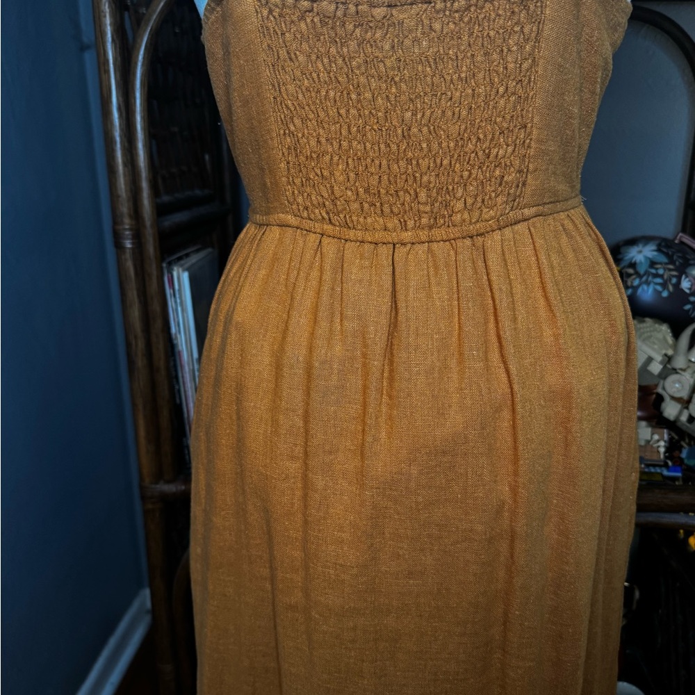 Universal Threads Midi Dress - Picture 5 of 5